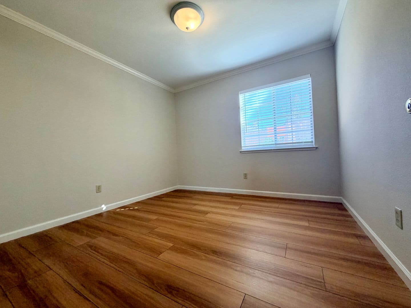 Martinez House: 504 Westaire Boulevard