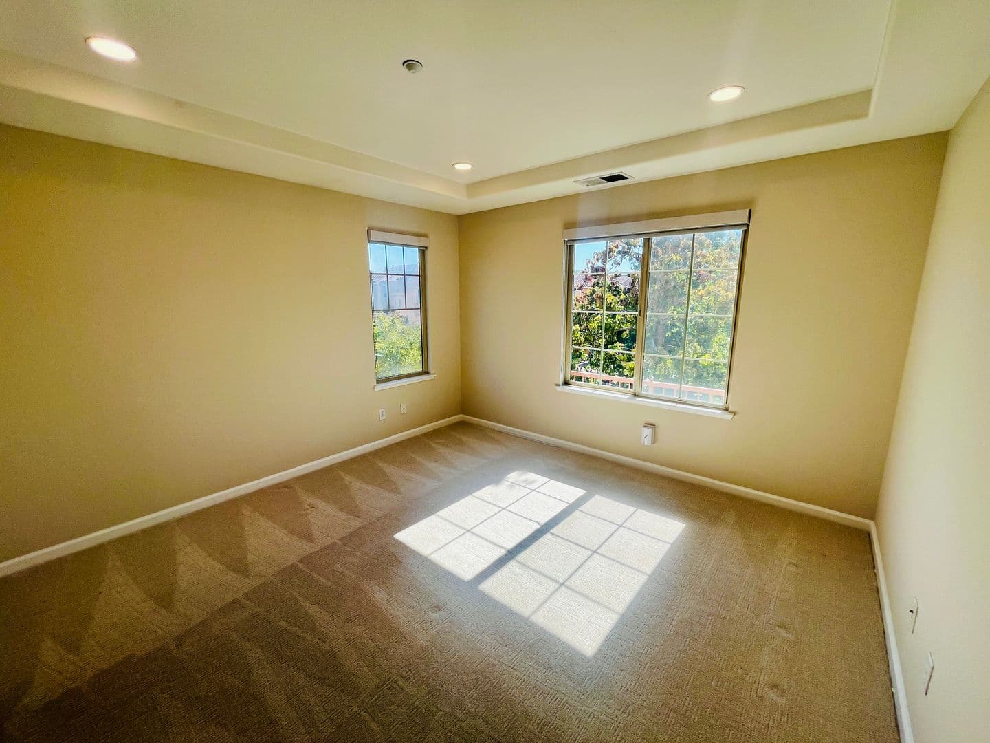 Santa Clara House: 4456 Headen Way
