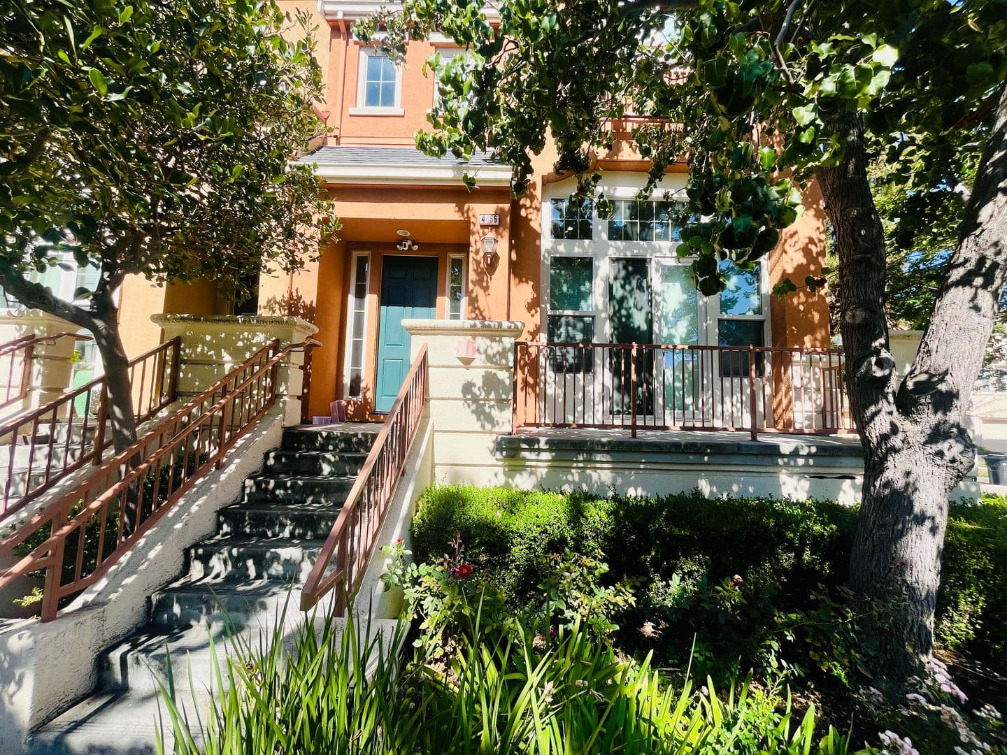 Santa Clara House: 4456 Headen Way