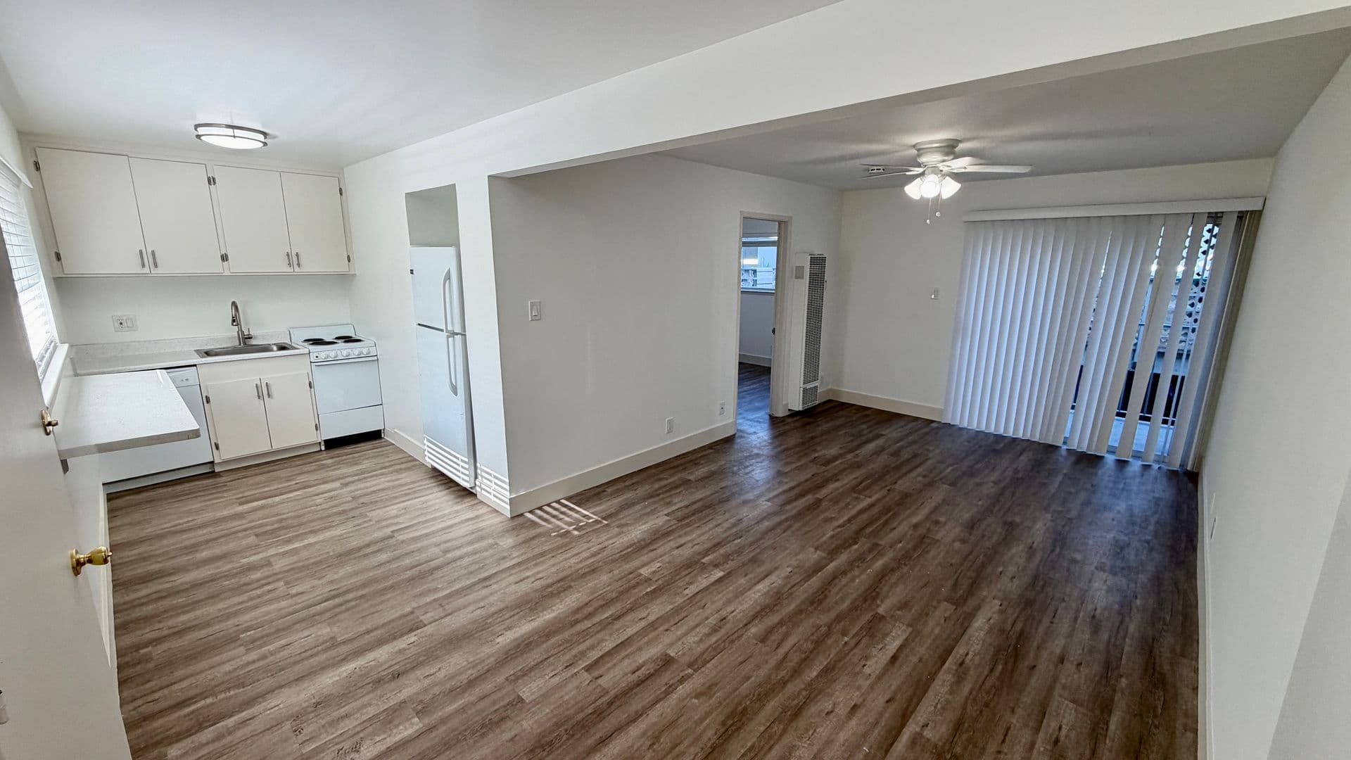 Burlingame Apartment: 1239 Oak Grove Avenue