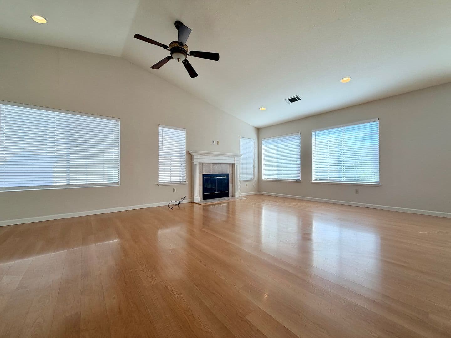 Martinez House: 504 Westaire Boulevard