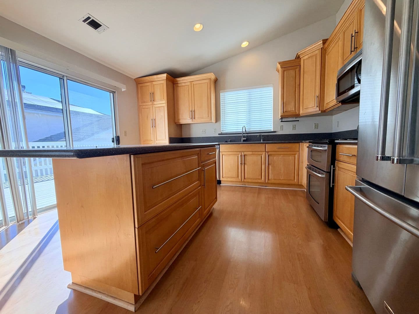 Martinez House: 504 Westaire Boulevard