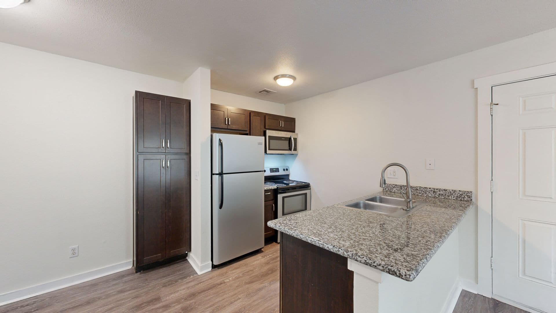 Oklahoma City Apartment: 8201 N Rockwell Ave