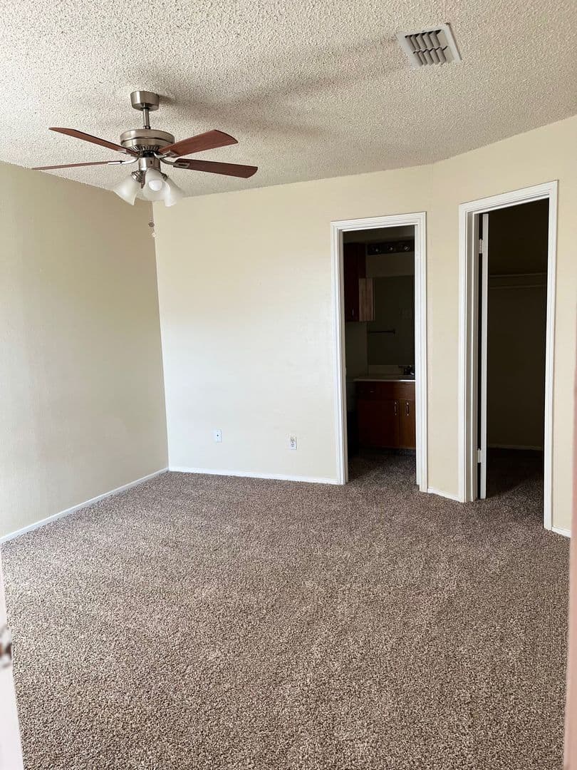 Lubbock Apartment: 3201 W Loop 289