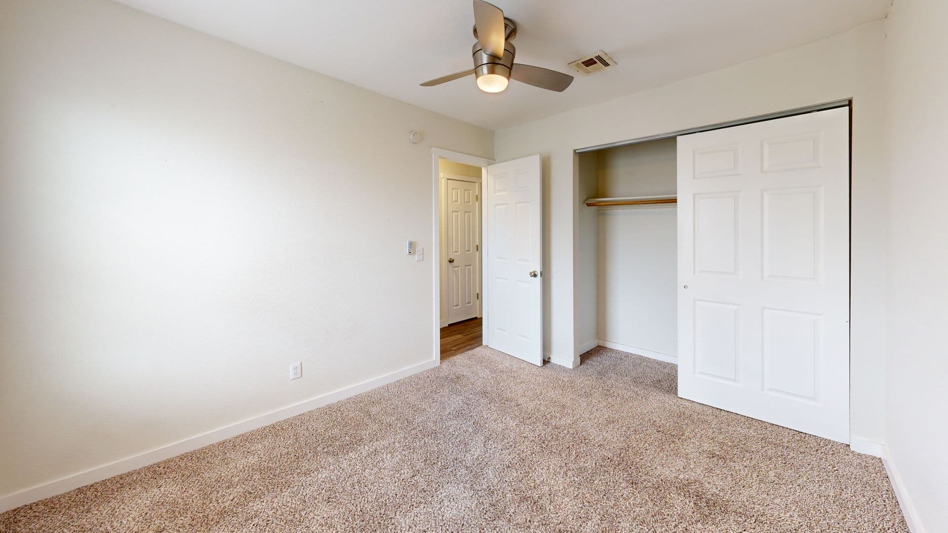 Oklahoma City Apartment: 8201 N Rockwell Ave