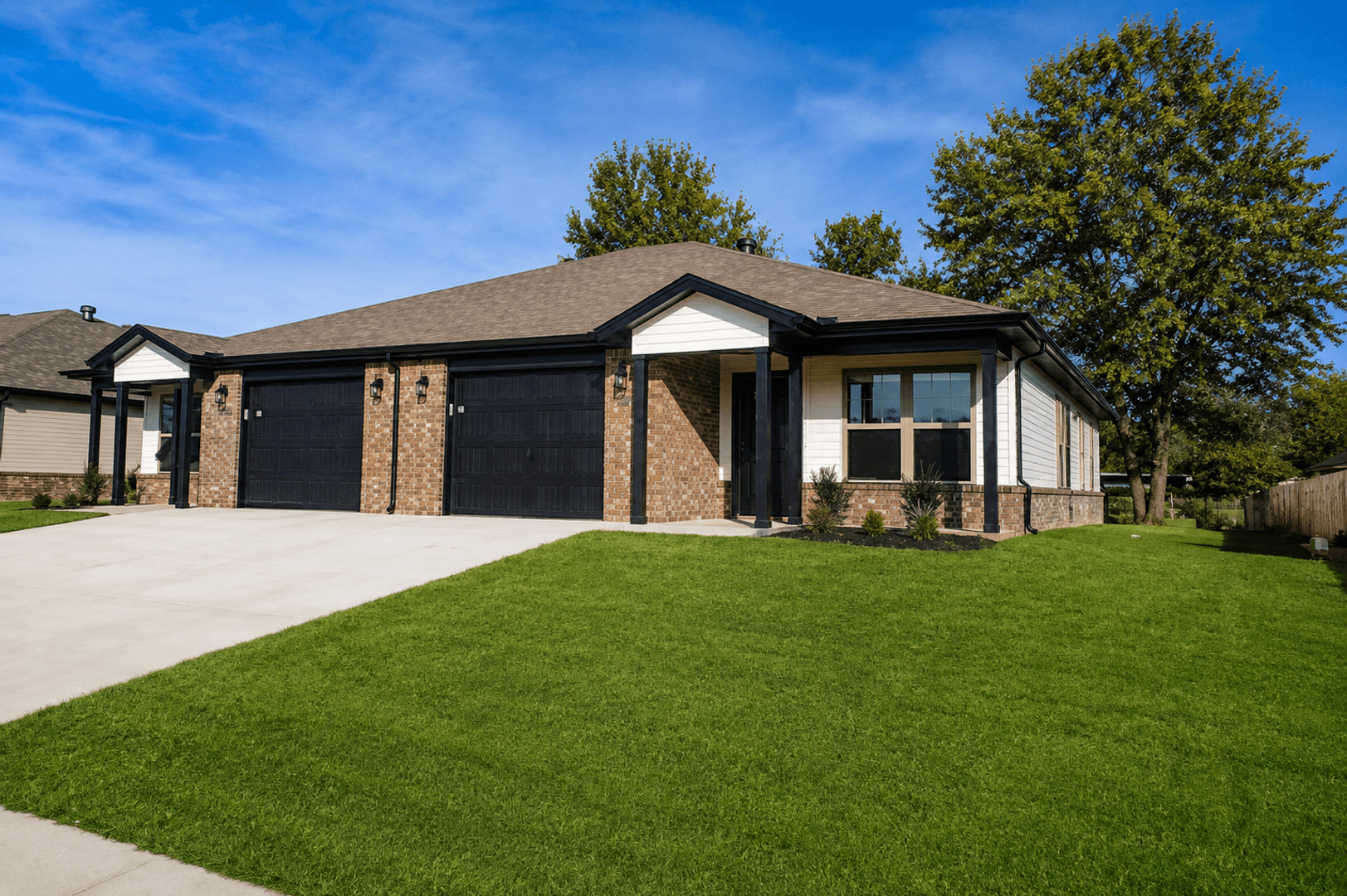 Siloam Springs Apartment: 1707 E Montclair Ave