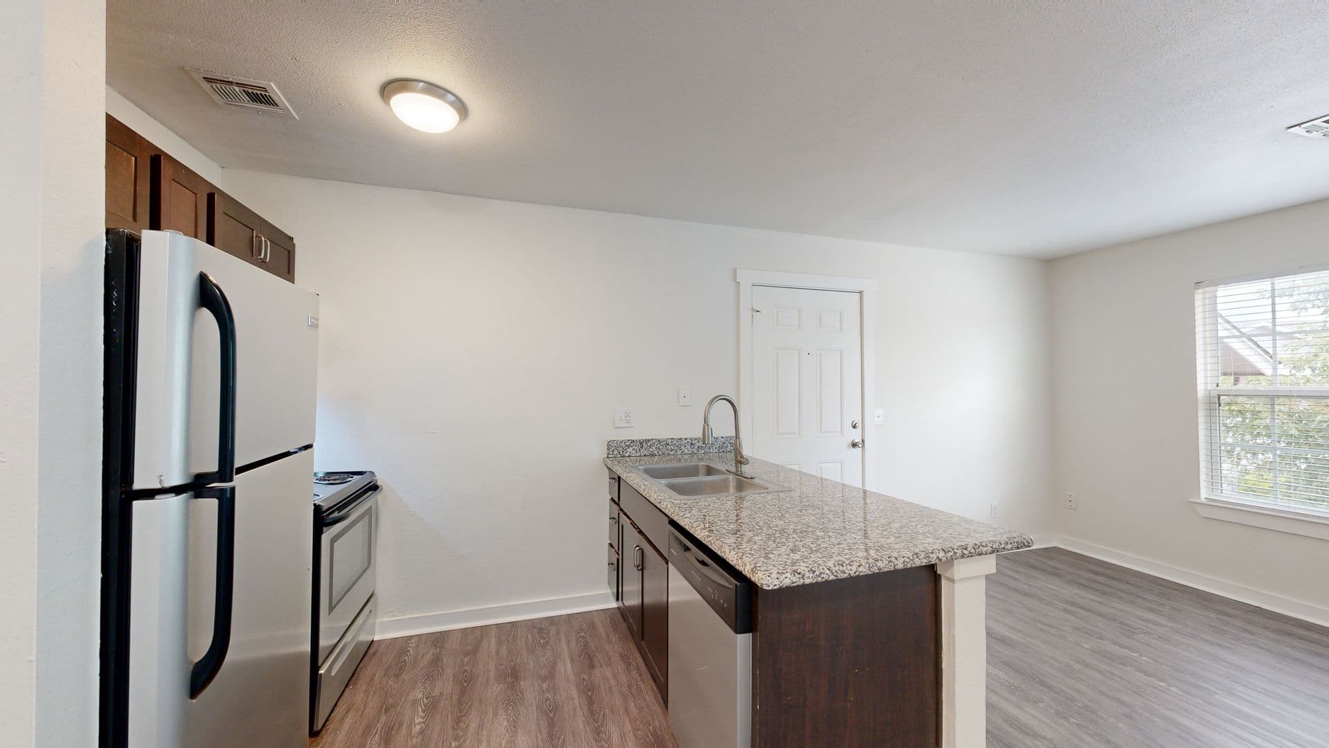 Oklahoma City Apartment: 8201 N Rockwell Ave