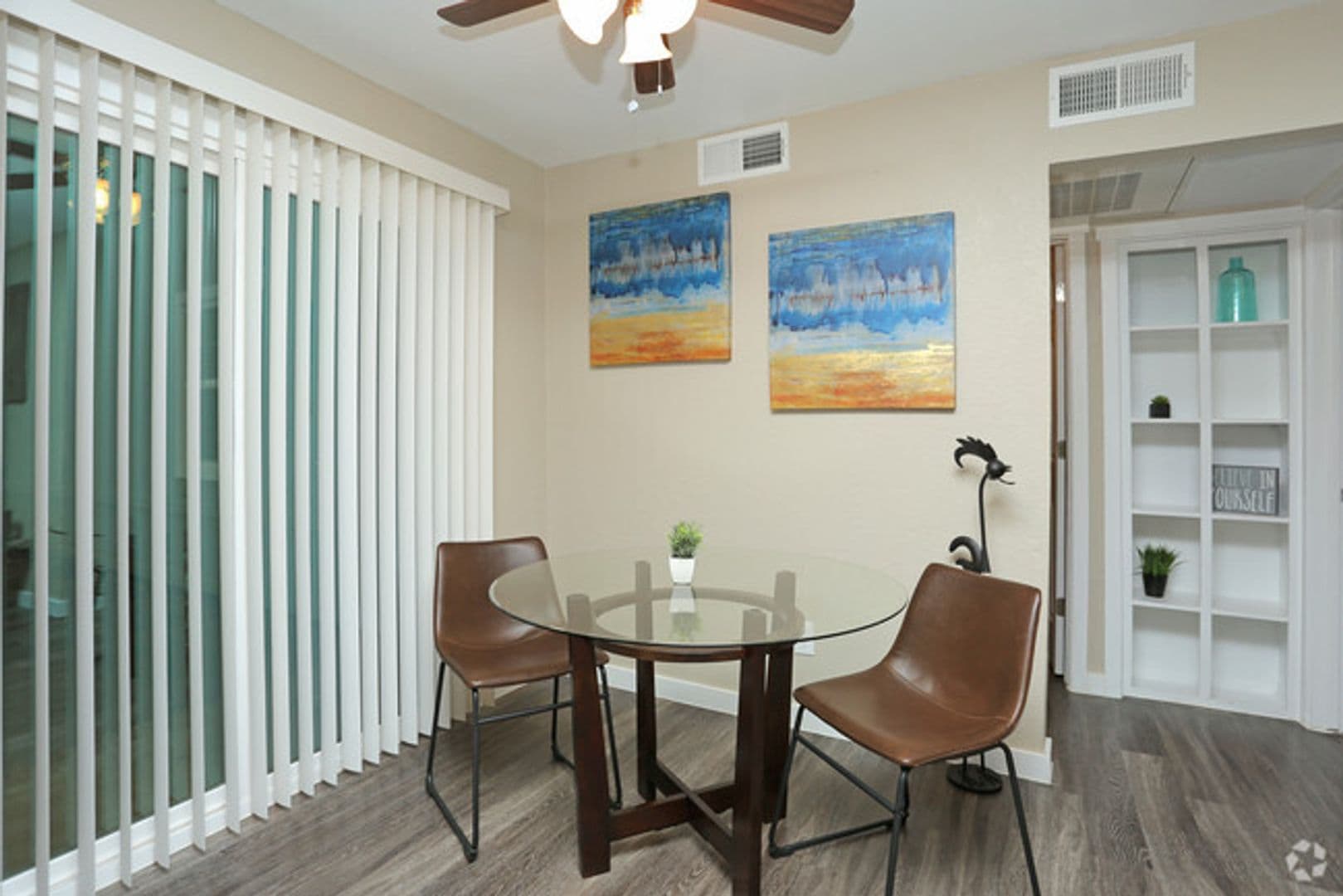 Oklahoma City Apartment: 9200 N MACARTHUR BLVD