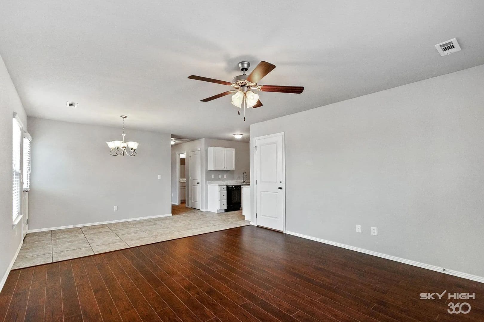 Siloam Springs Apartment: 1402 S. Haden Unit B