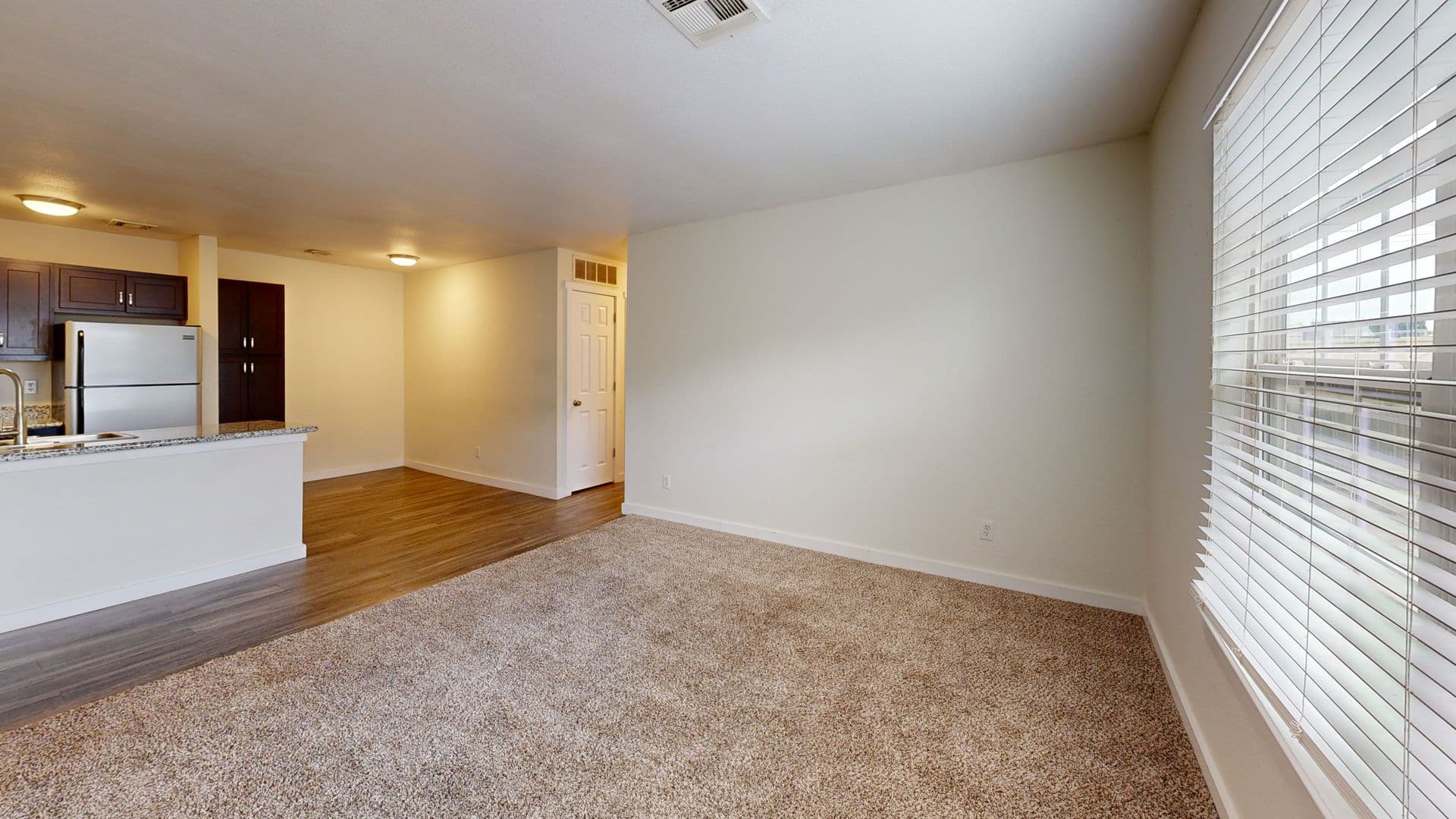 Oklahoma City Apartment: 8201 N Rockwell Ave