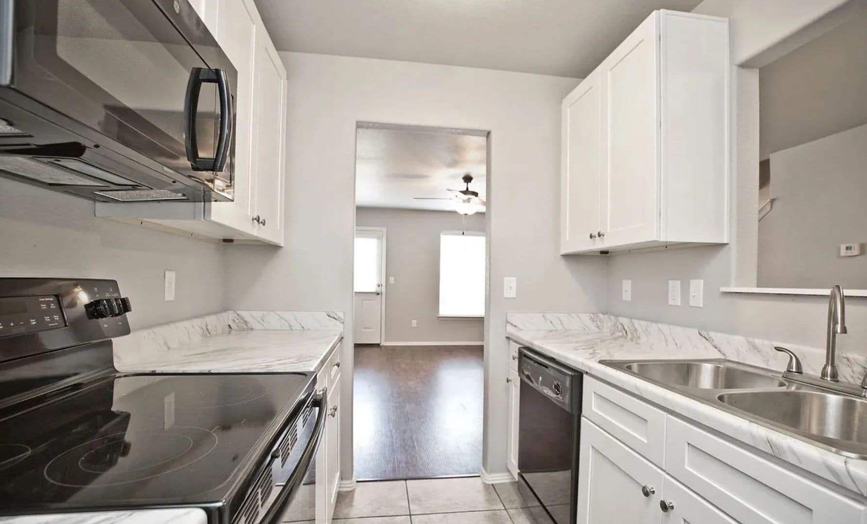 Siloam Springs Apartment: 1402 S. Haden Unit B