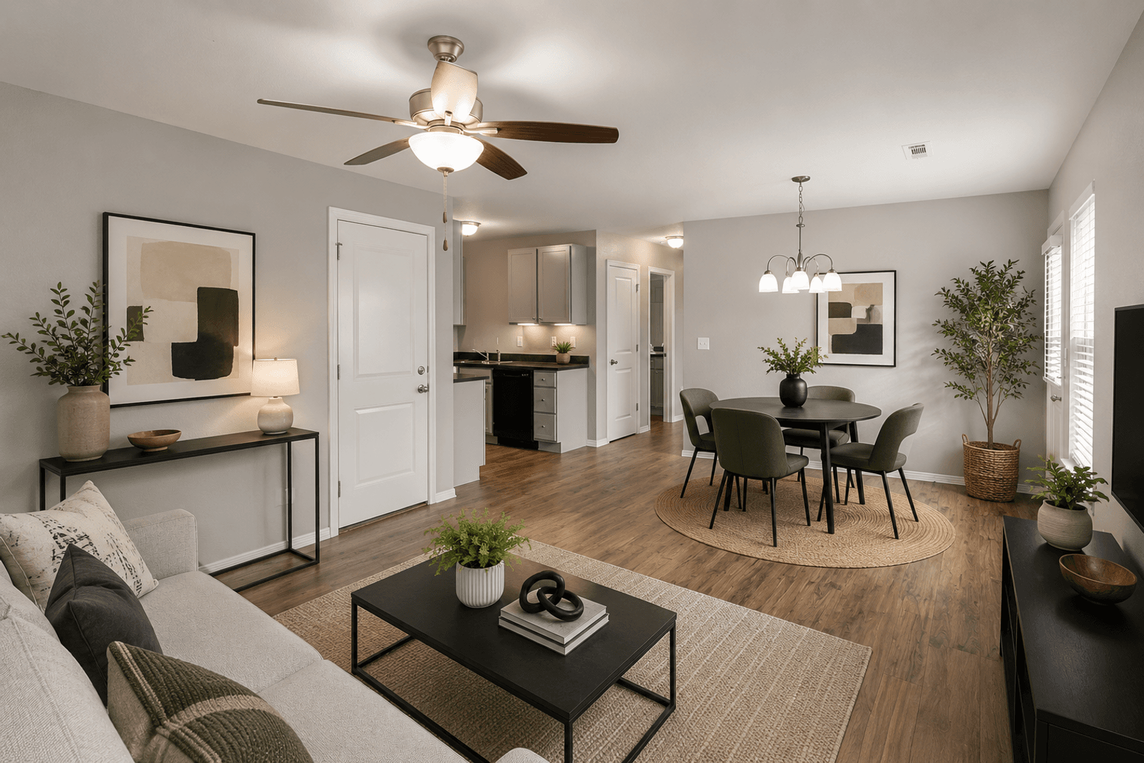 Siloam Springs Apartment: 1707 E Montclair Ave
