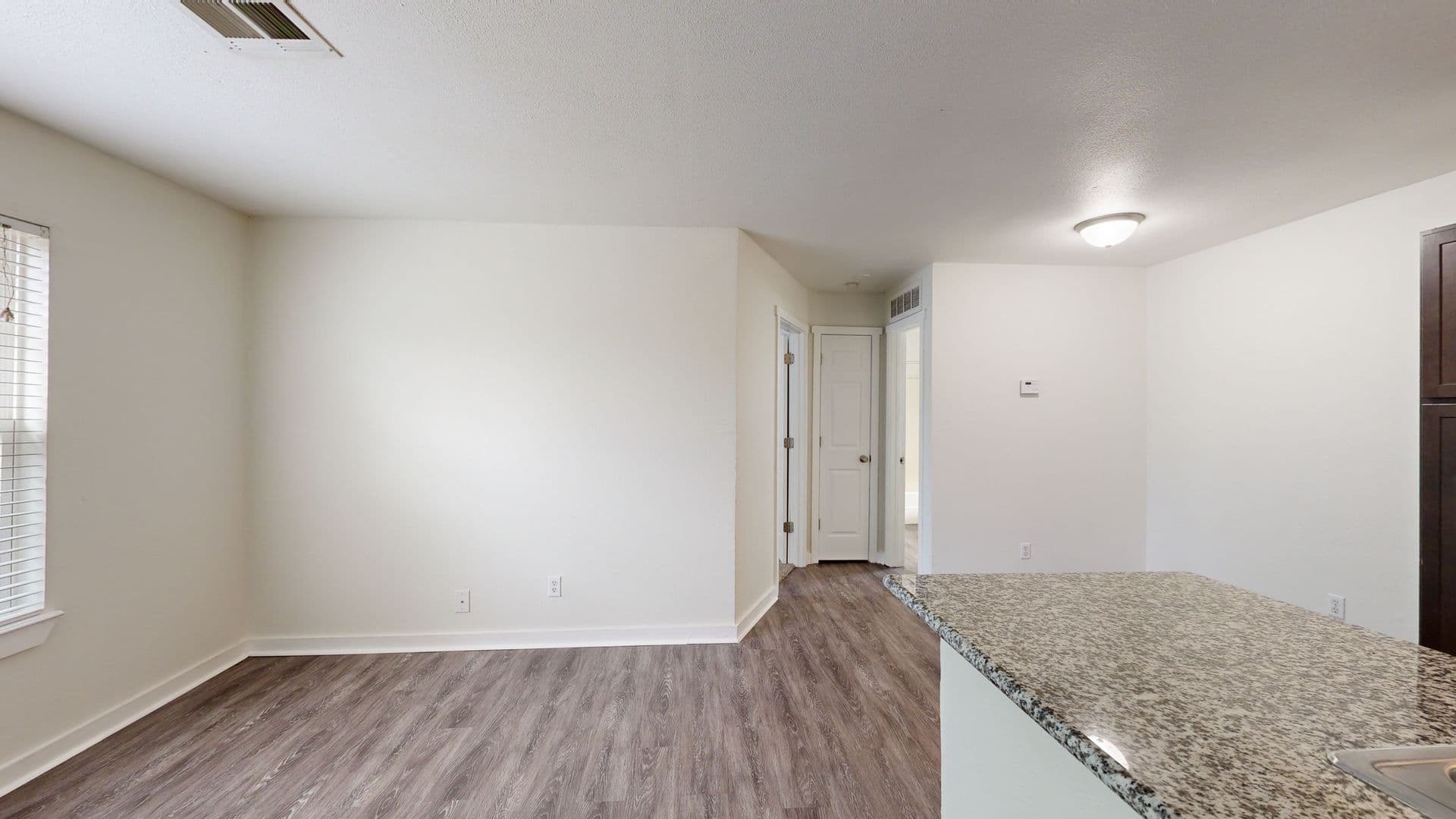 Oklahoma City Apartment: 8201 N Rockwell Ave