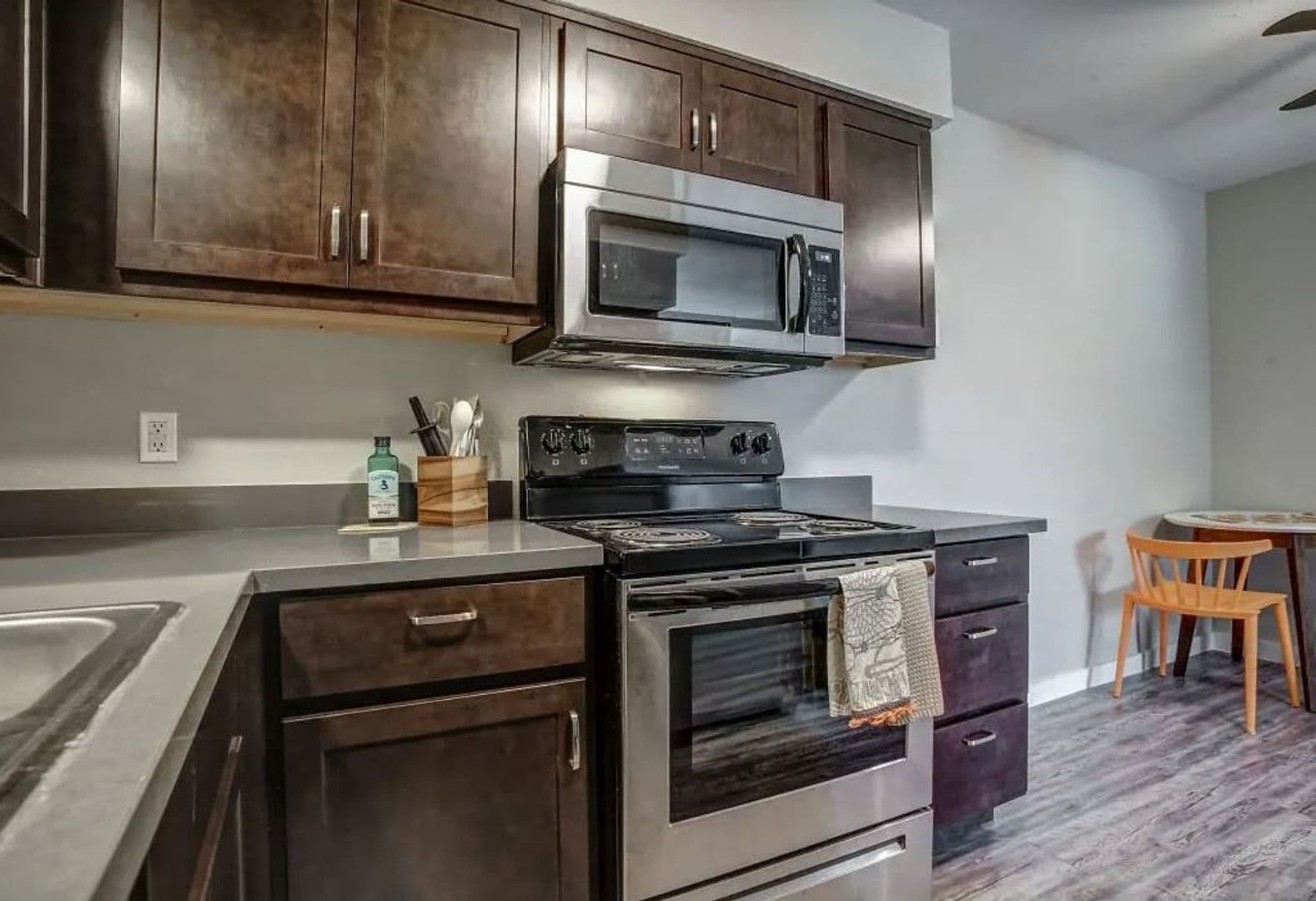 Norman Apartment: 2073 W Lindsey St
