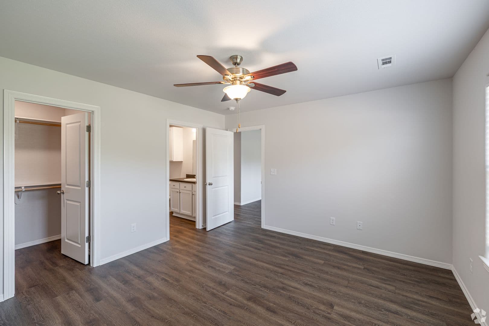 Bentonville Apartment: 101 NW 63rd Avenue