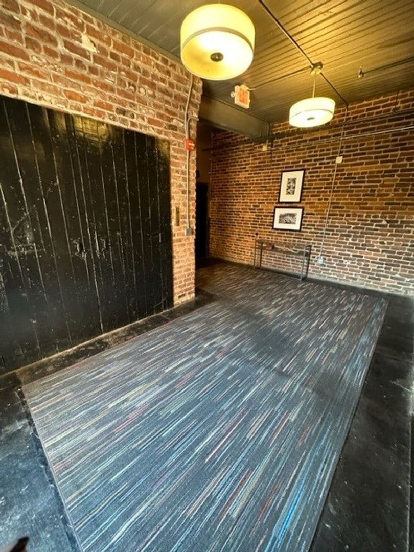 Lynchburg Apartment: 1220 Commerce Street