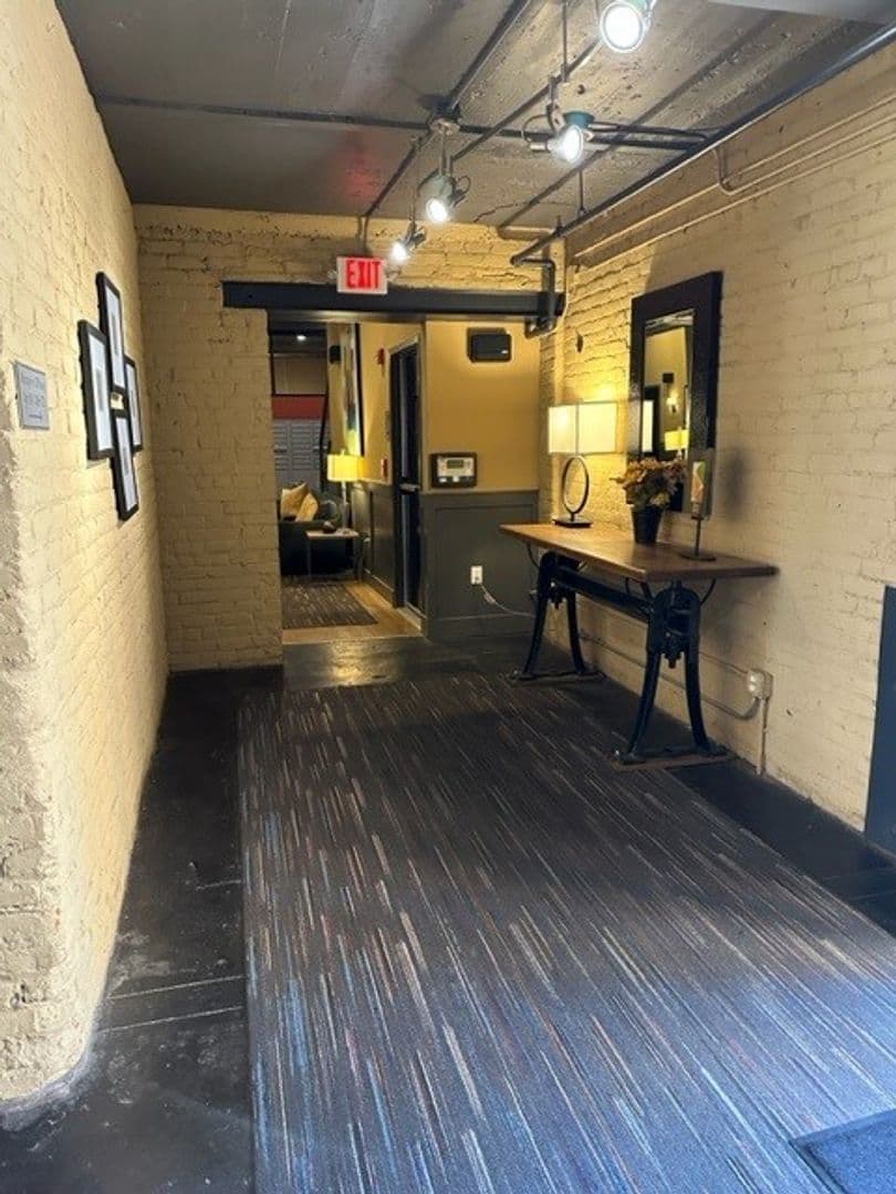 Lynchburg Apartment: 1220 Commerce Street