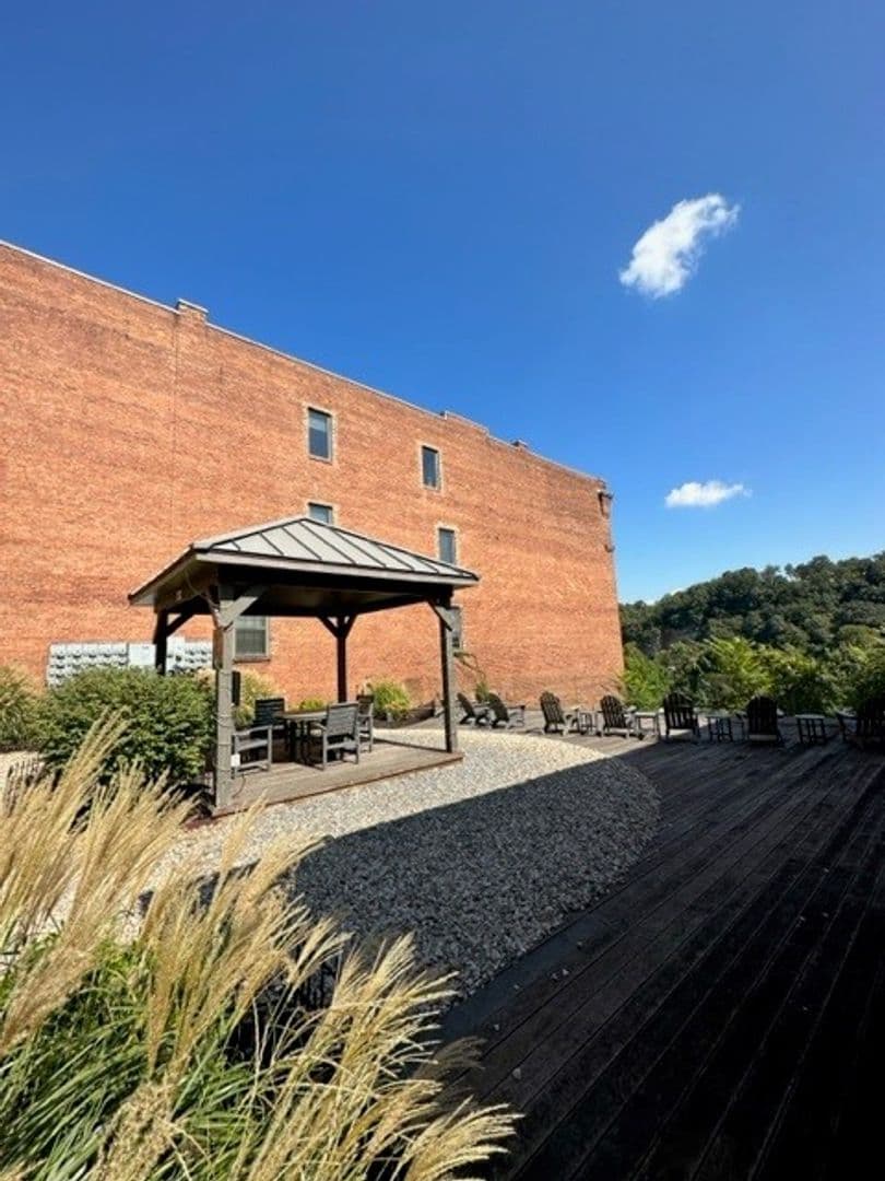 Lynchburg Apartment: 1101 Jefferson Street