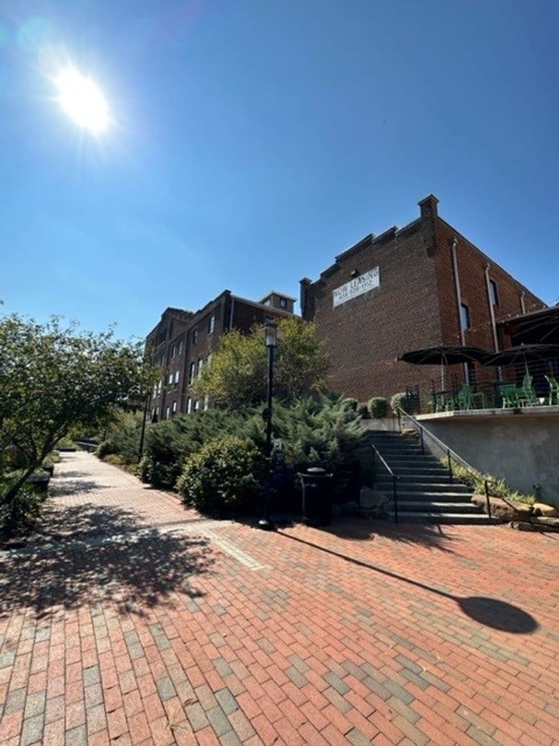 Lynchburg Apartment: 1220 Commerce Street
