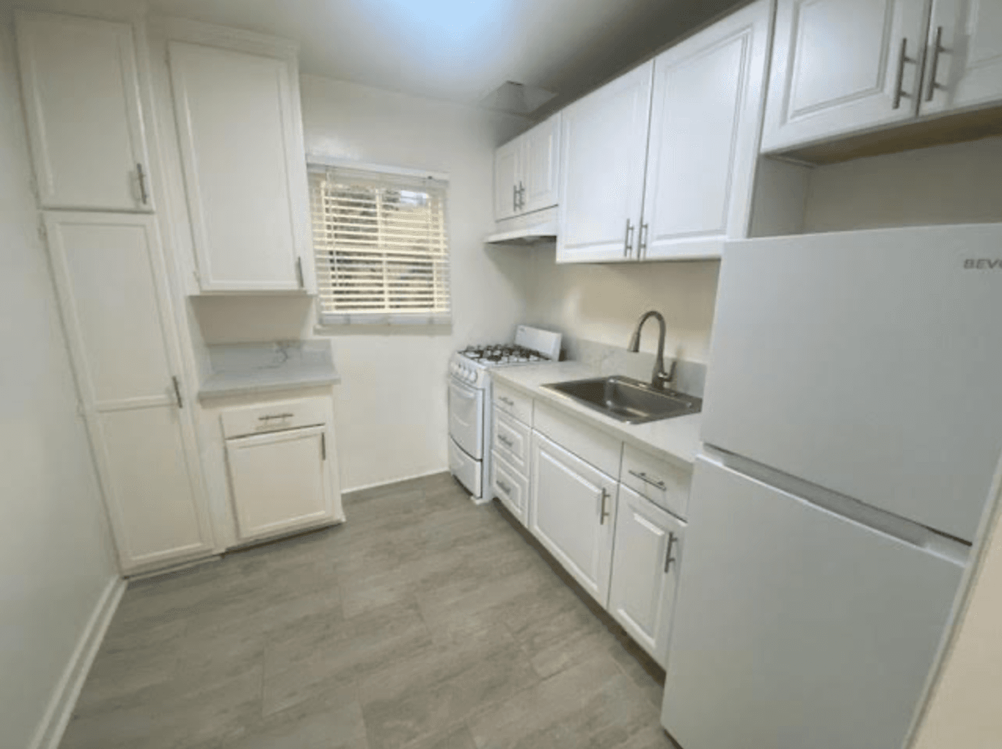 Los Angeles Apartment: 1811 N. Cherokee Ave.
