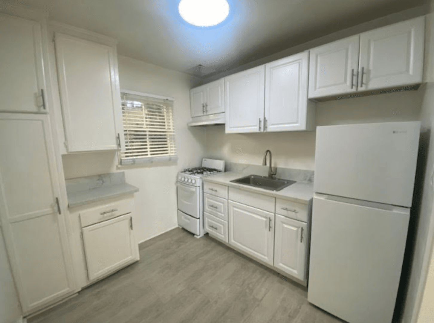 Los Angeles Apartment: 1811 N. Cherokee Ave.