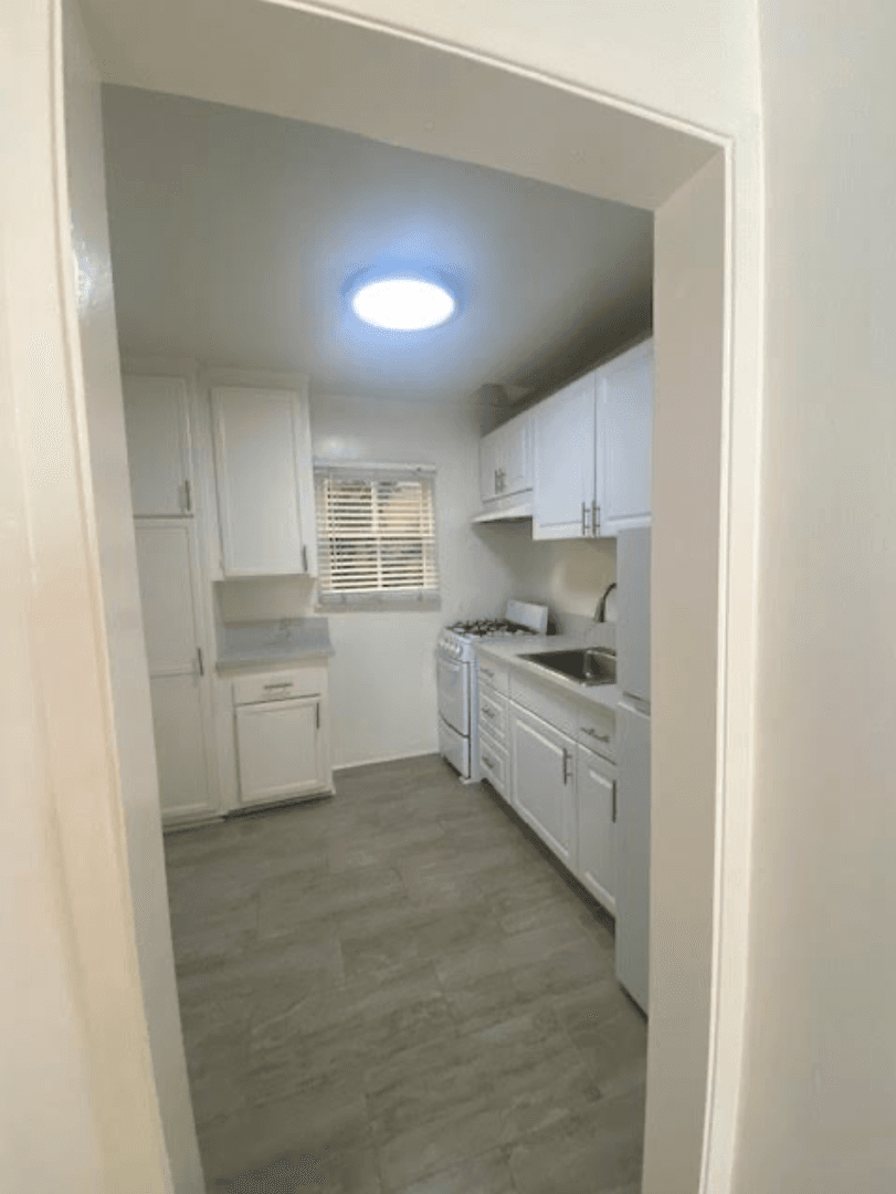 Los Angeles Apartment: 1811 N. Cherokee Ave.