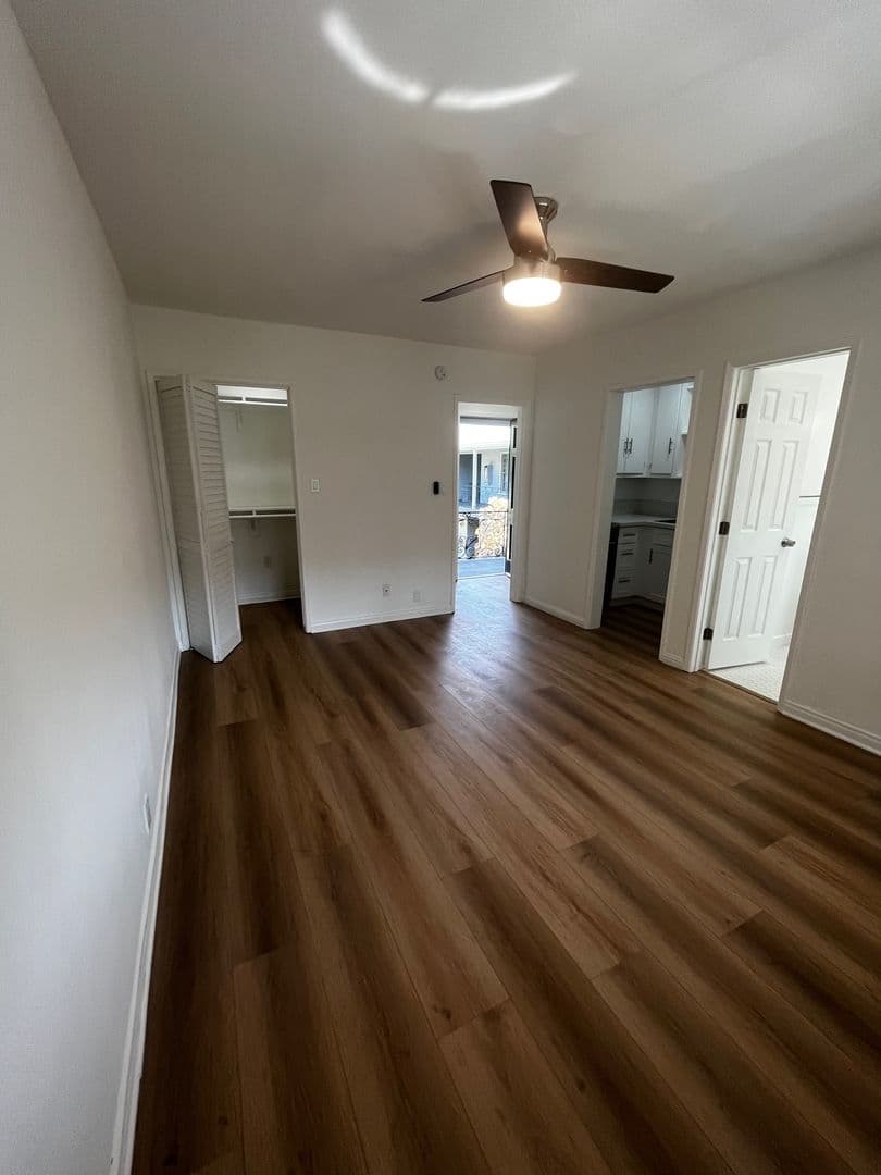 Los Angeles Apartment: 1811 N. Cherokee Ave.