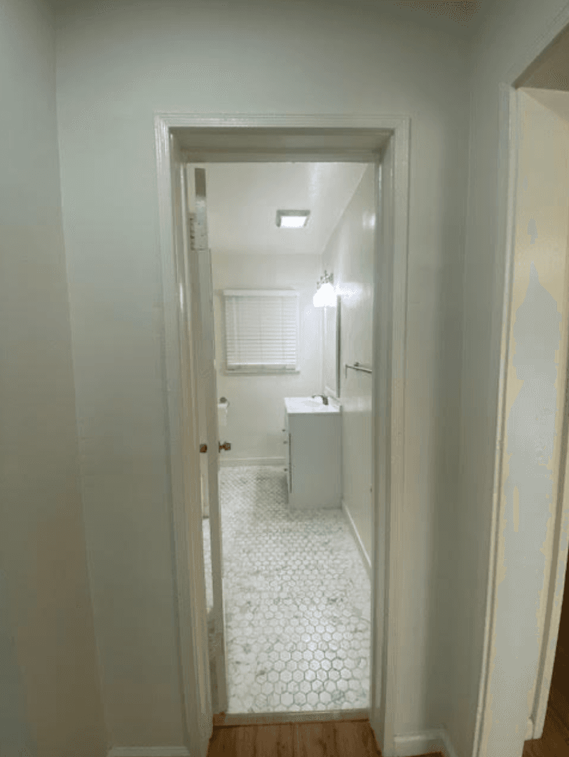 Los Angeles Apartment: 1811 N. Cherokee Ave.