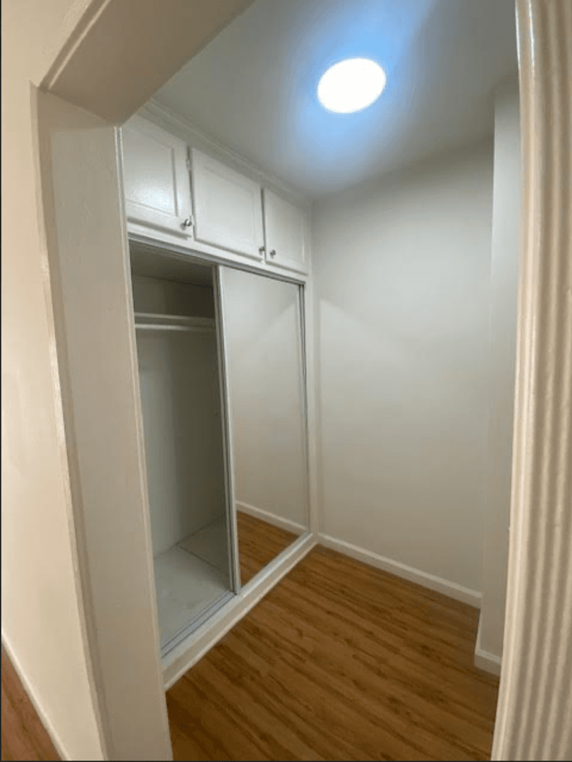 Los Angeles Apartment: 1811 N. Cherokee Ave.