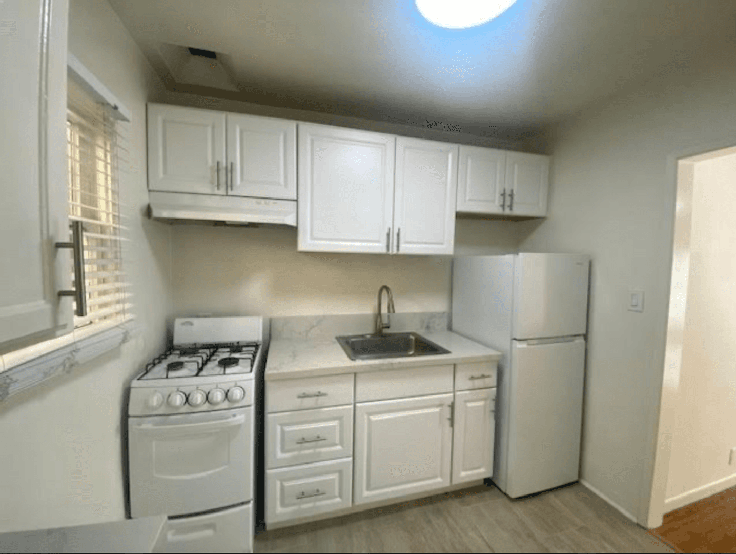 Los Angeles Apartment: 1811 N. Cherokee Ave.