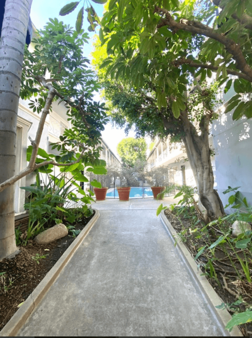 Los Angeles Apartment: 1811 N. Cherokee Ave.