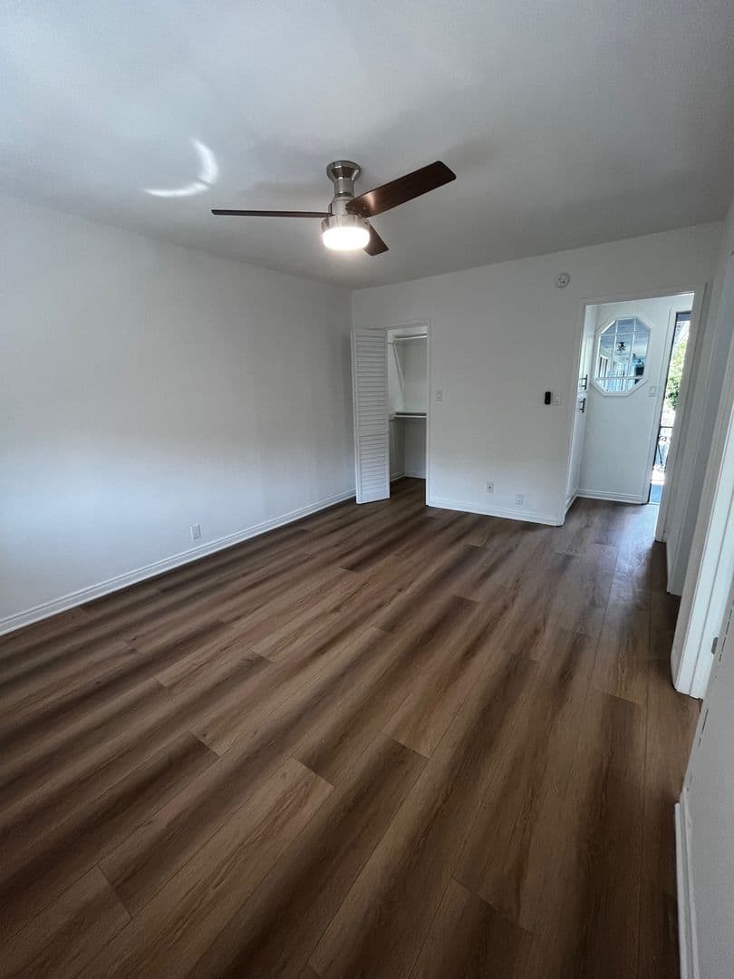 Los Angeles Apartment: 1811 N. Cherokee Ave.