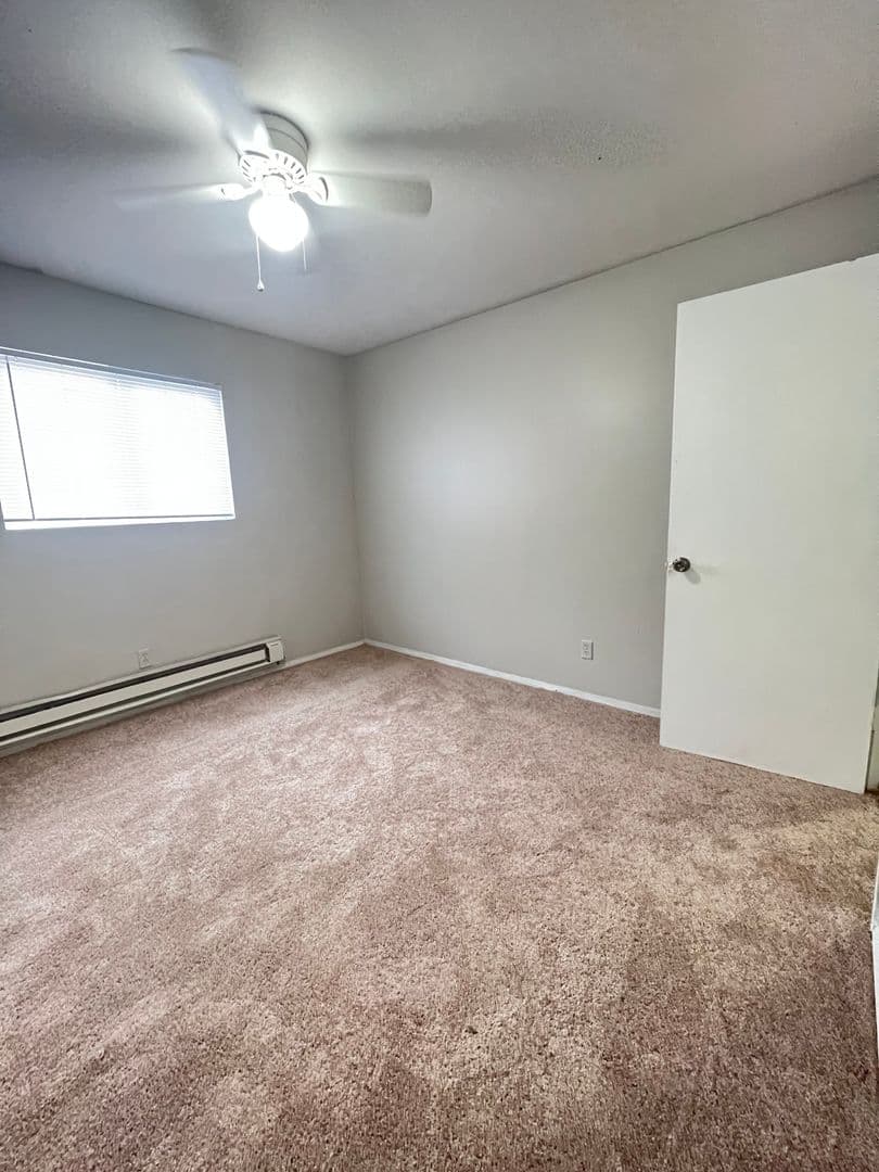 Marietta Apartment: 218 Walthall Avenue SE