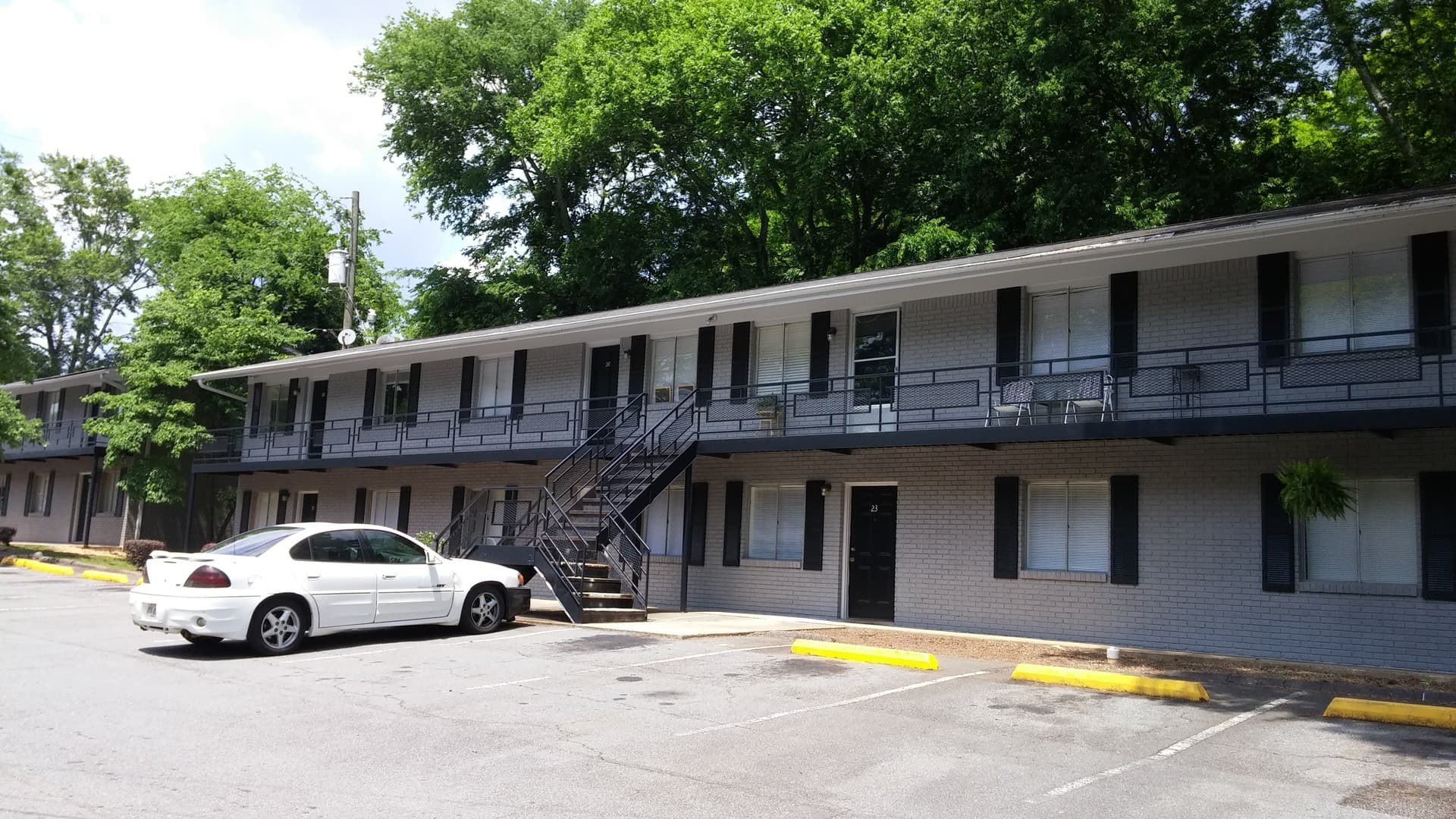 Cartersville Apartment: 134 Leake Street