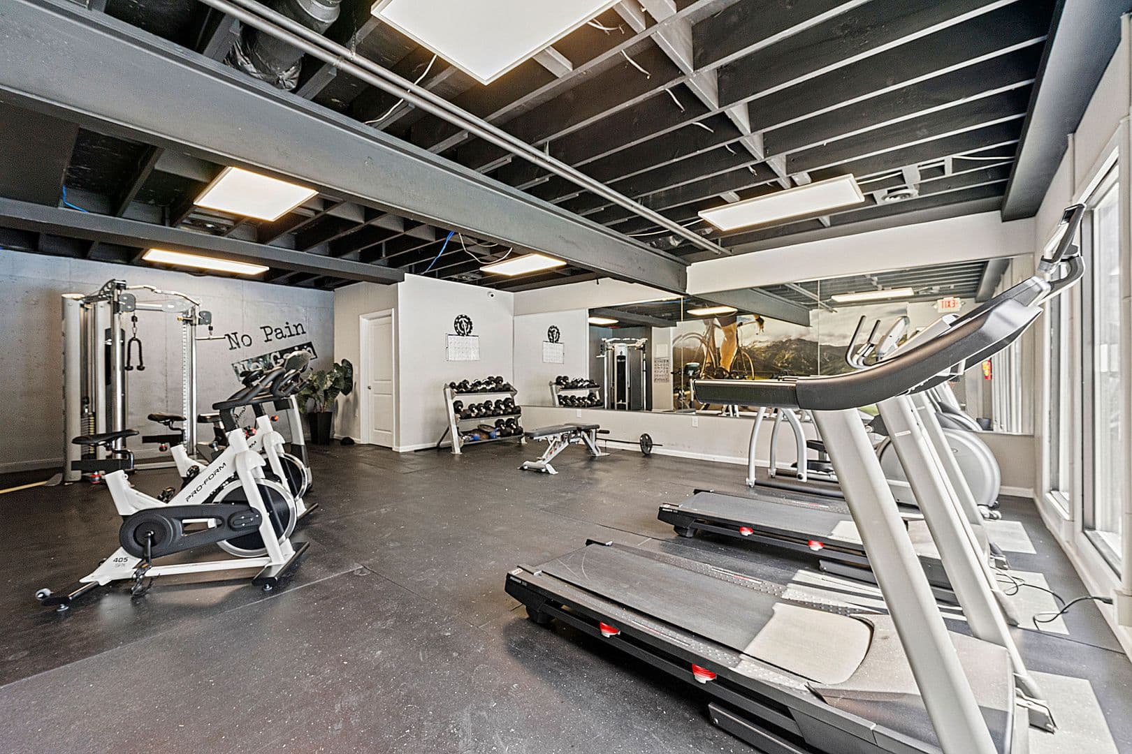 Norcross Apartment: 1400 Chase Ln