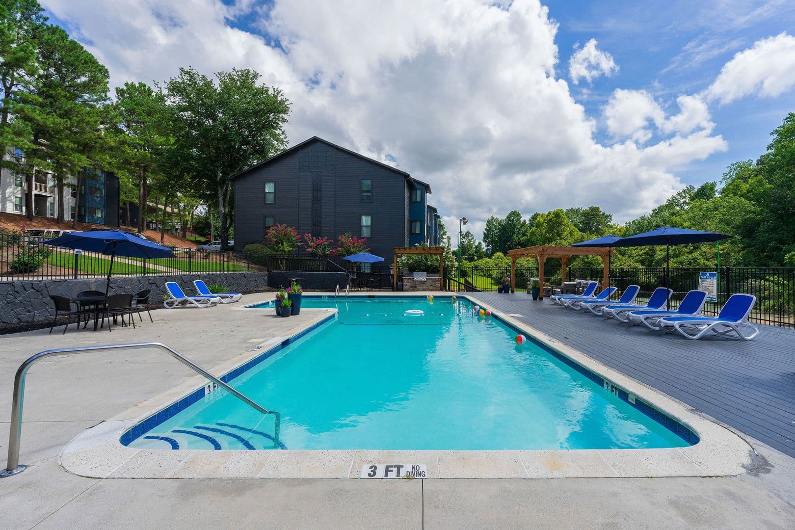 Norcross Apartment: 1400 Chase Ln