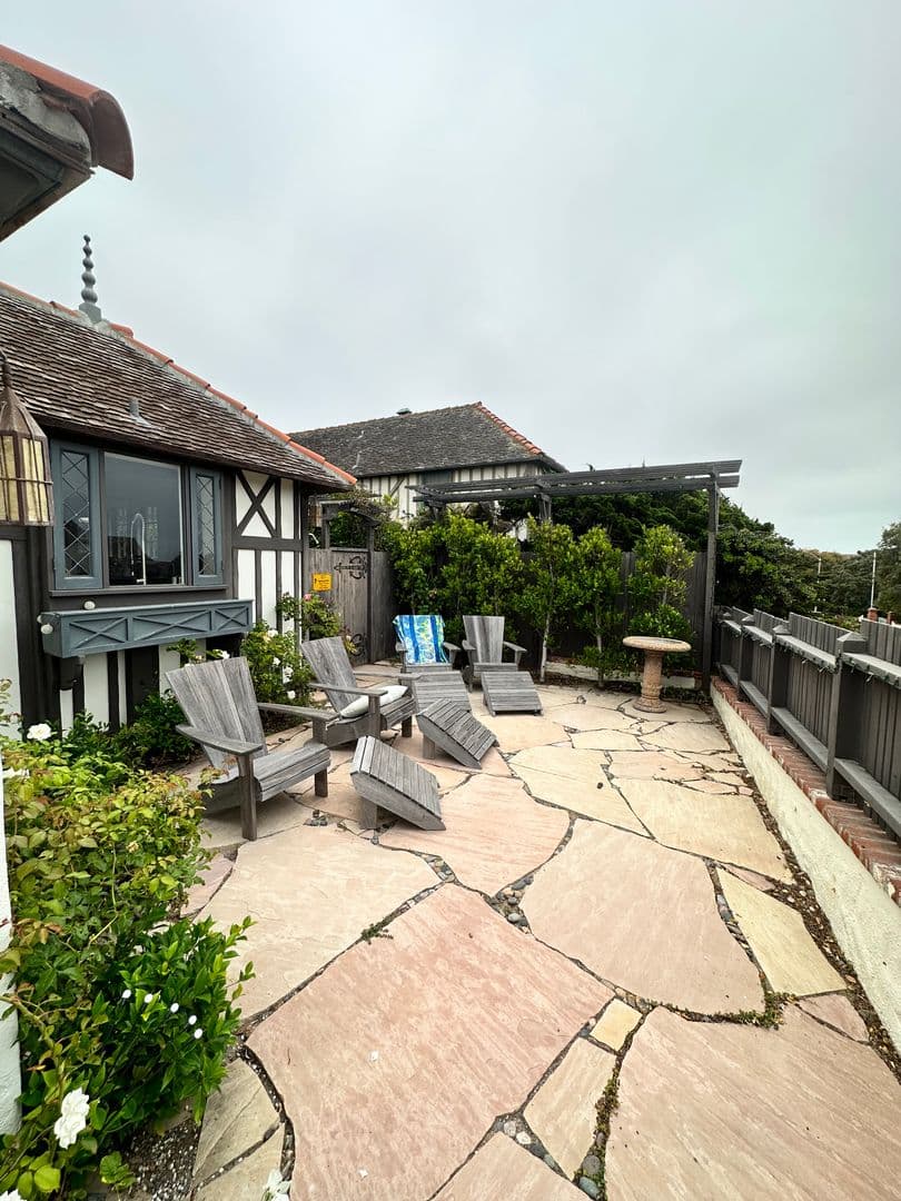 Oceanside House: 2028 S Pacific St.