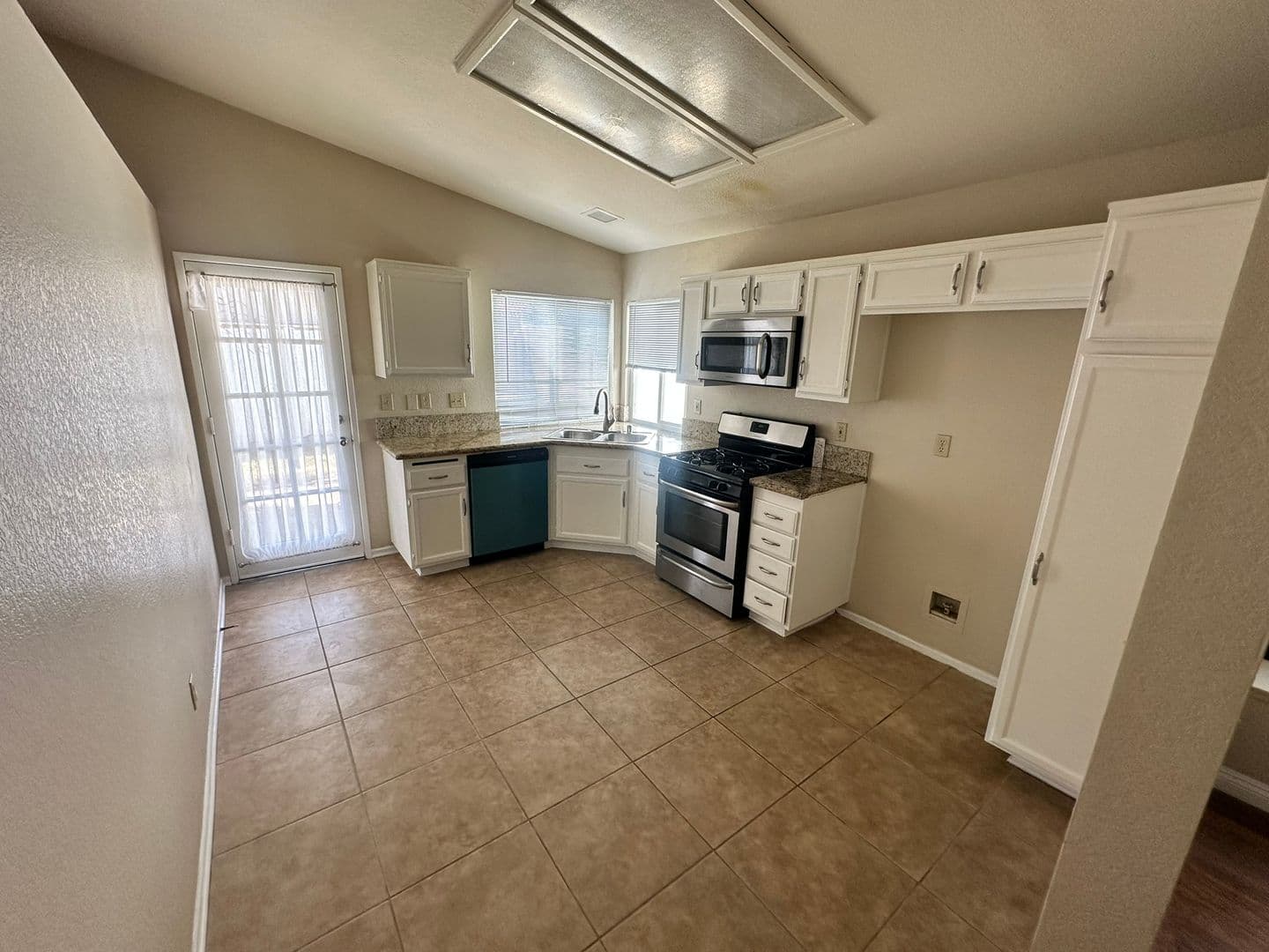 Moreno Valley House: 14169 Martinique Dr.