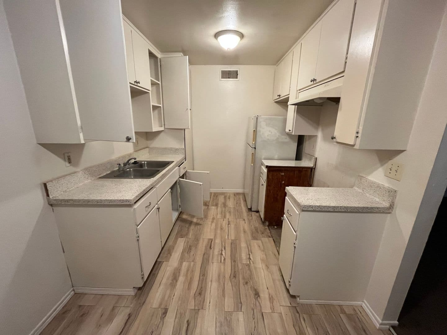 Loma Linda Apartment: 25421 Cole St. A-X