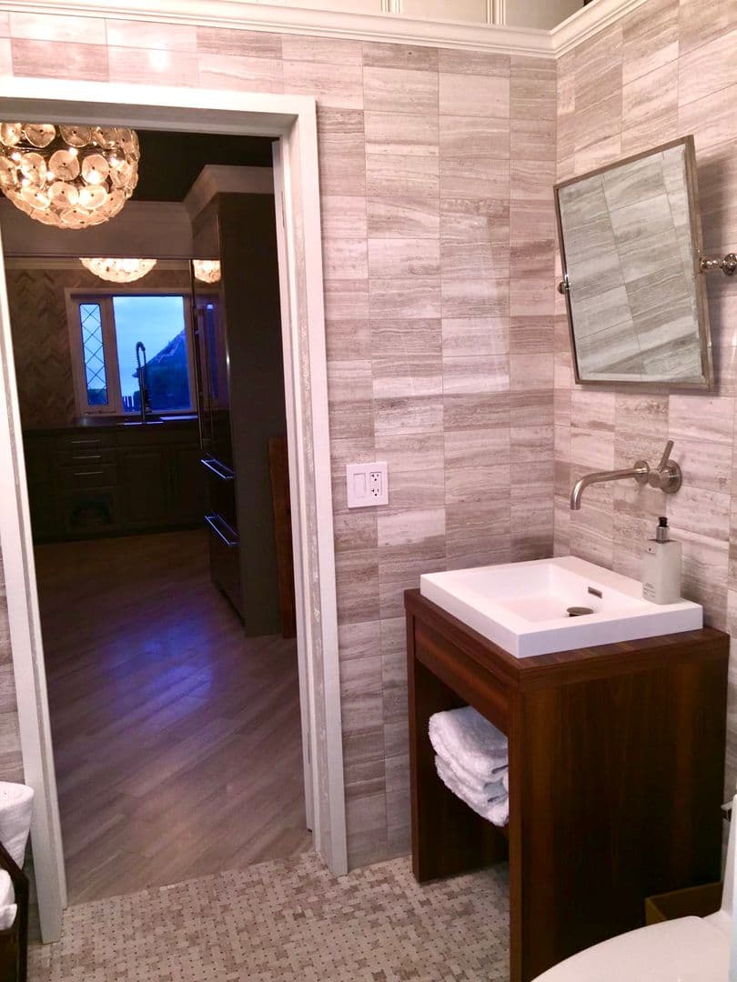 Oceanside House: 2028 S Pacific St.