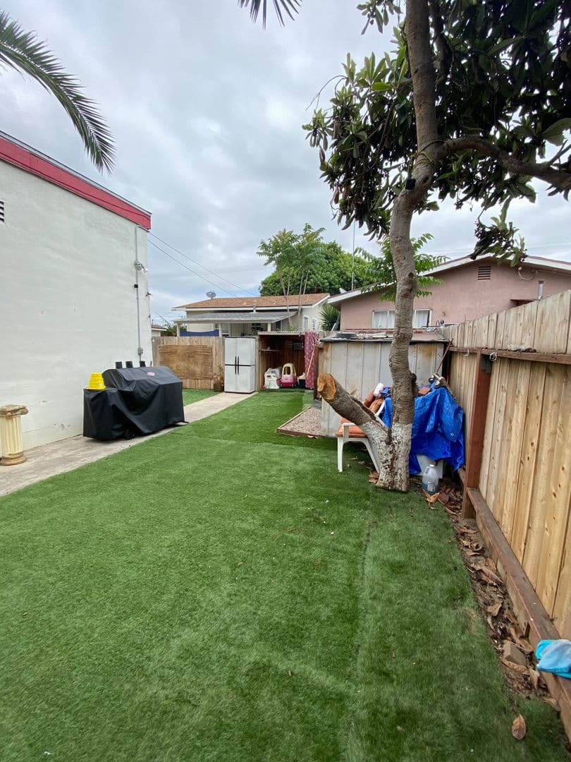 San Diego House: 3713 Birch St.