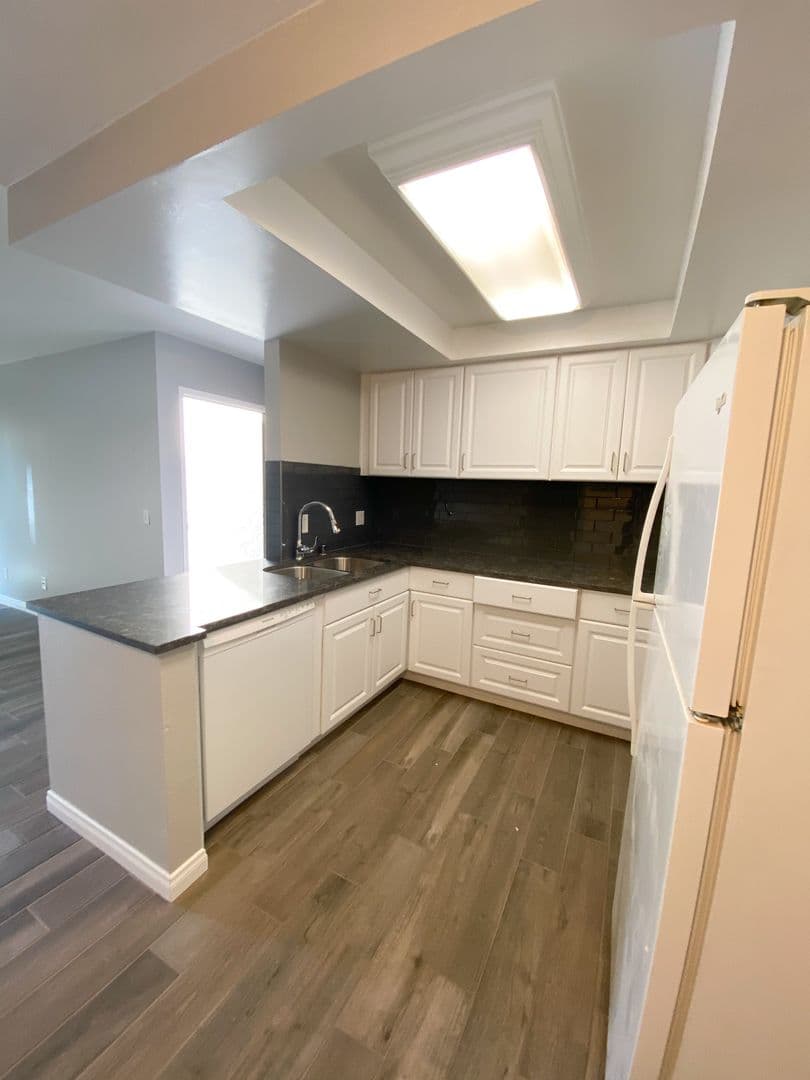 San Diego House: 5926 Rancho Mission Rd. #85