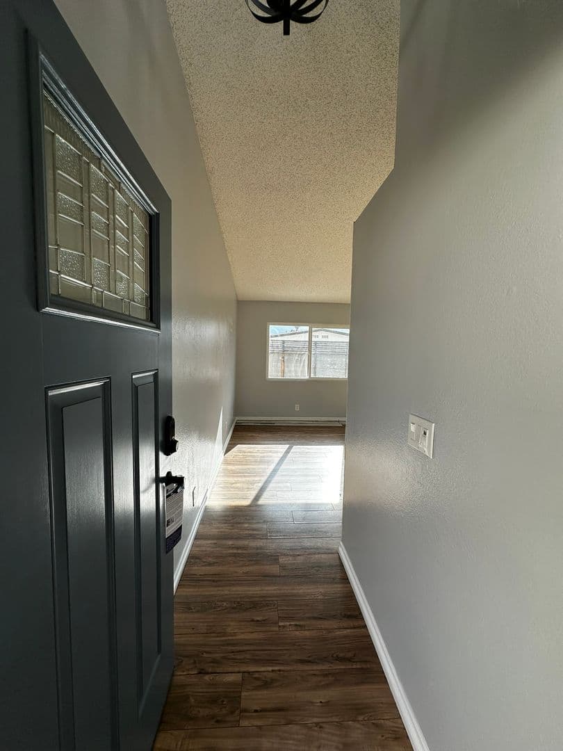 Moreno Valley House: 11828 Bayless St.