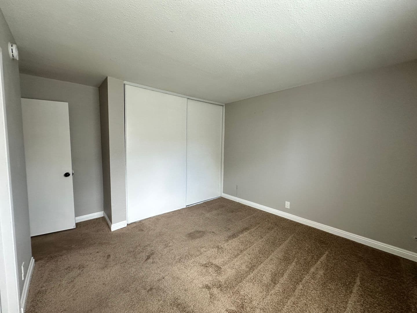 Highland Condo: 2266 Denair Ave #113