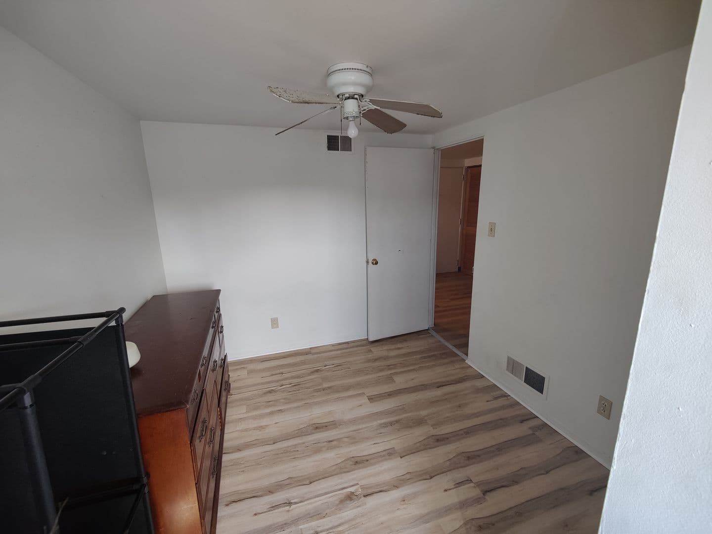 Glassport Apartment: 742 Ohio Ave - Apt. 7