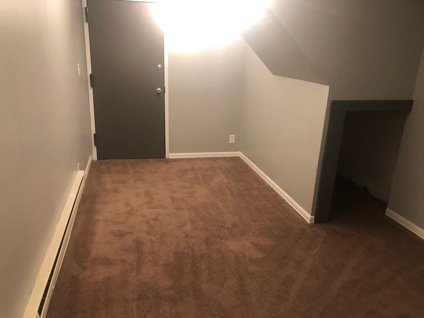 Pittsburgh Apartment: 125 Roup Ave. - Apt. 4