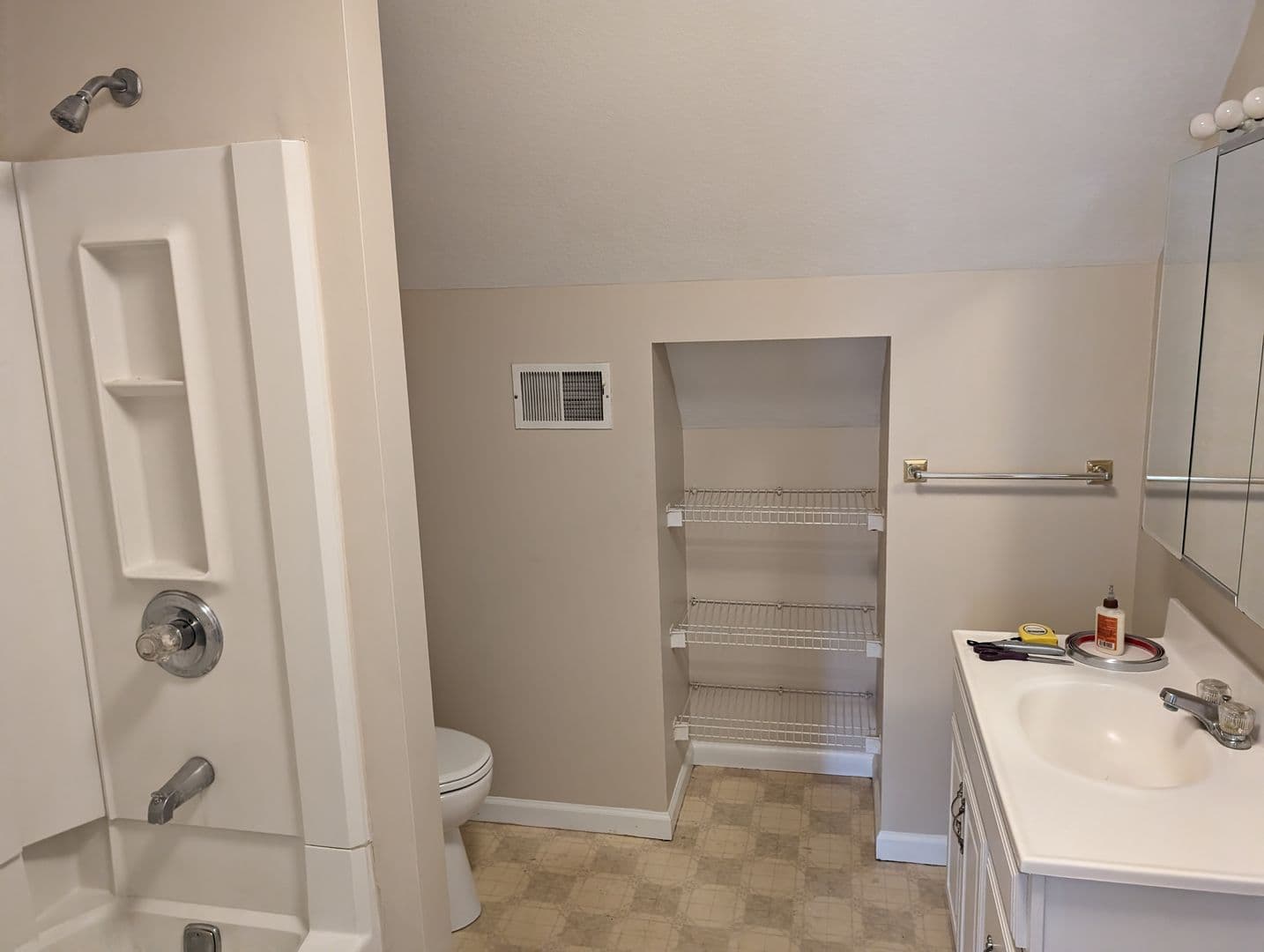 Pittsburgh Apartment: 514 Dawson Ave - Apt. #2