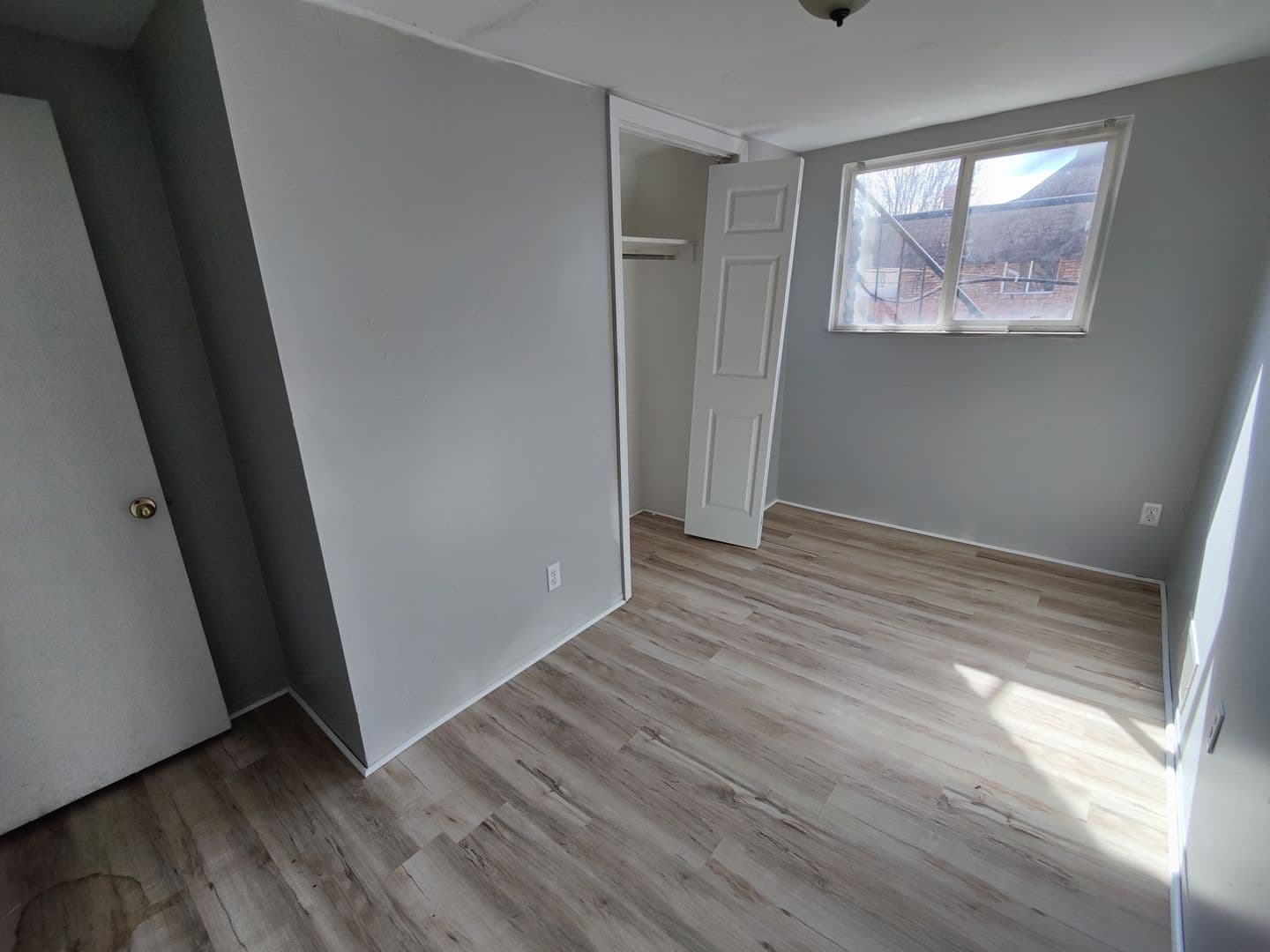 Glassport Apartment: 742 Ohio Ave - Apt. 4