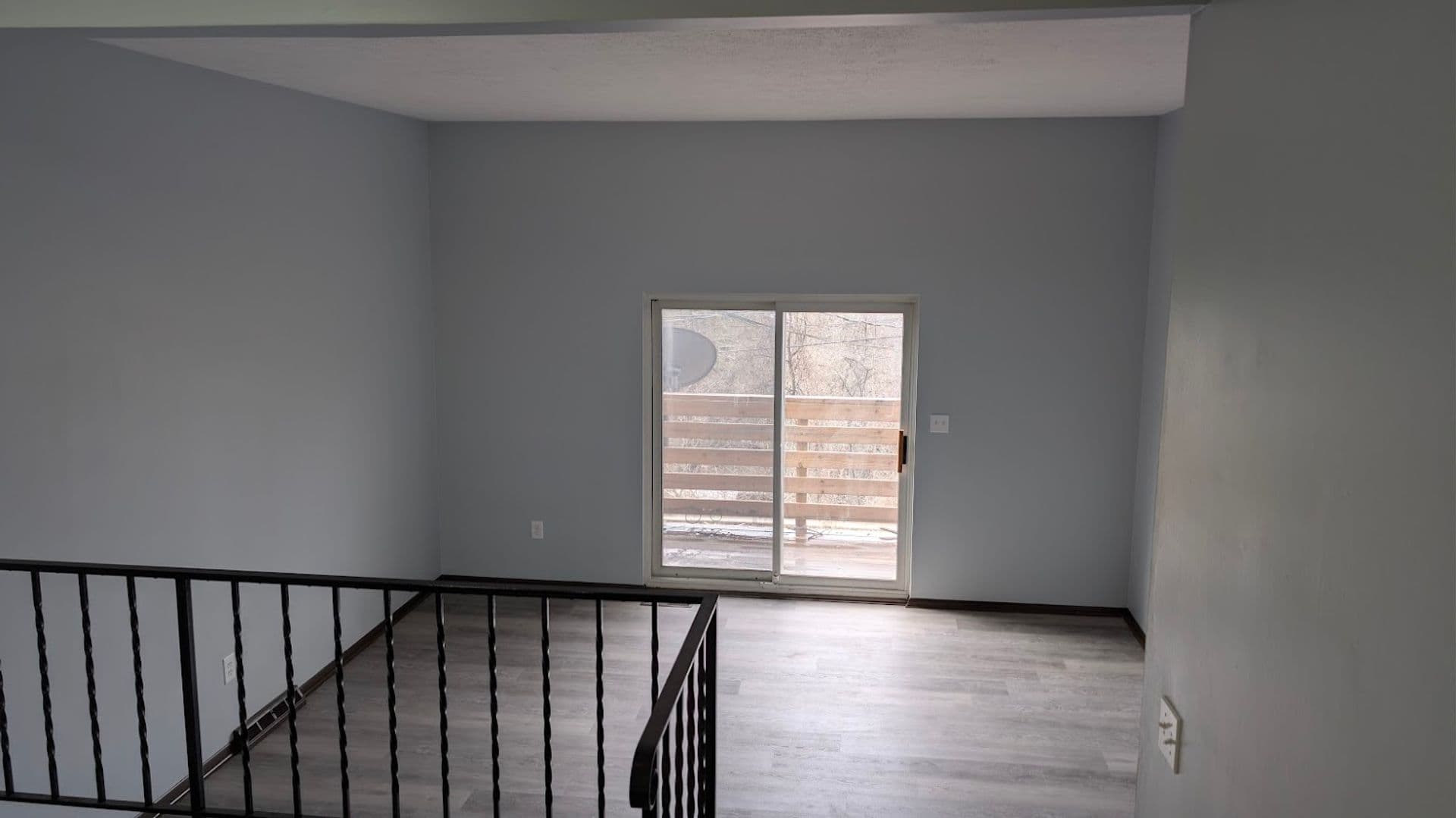 Avalon Apartment: 12-14 Sedalia Ave - 14A