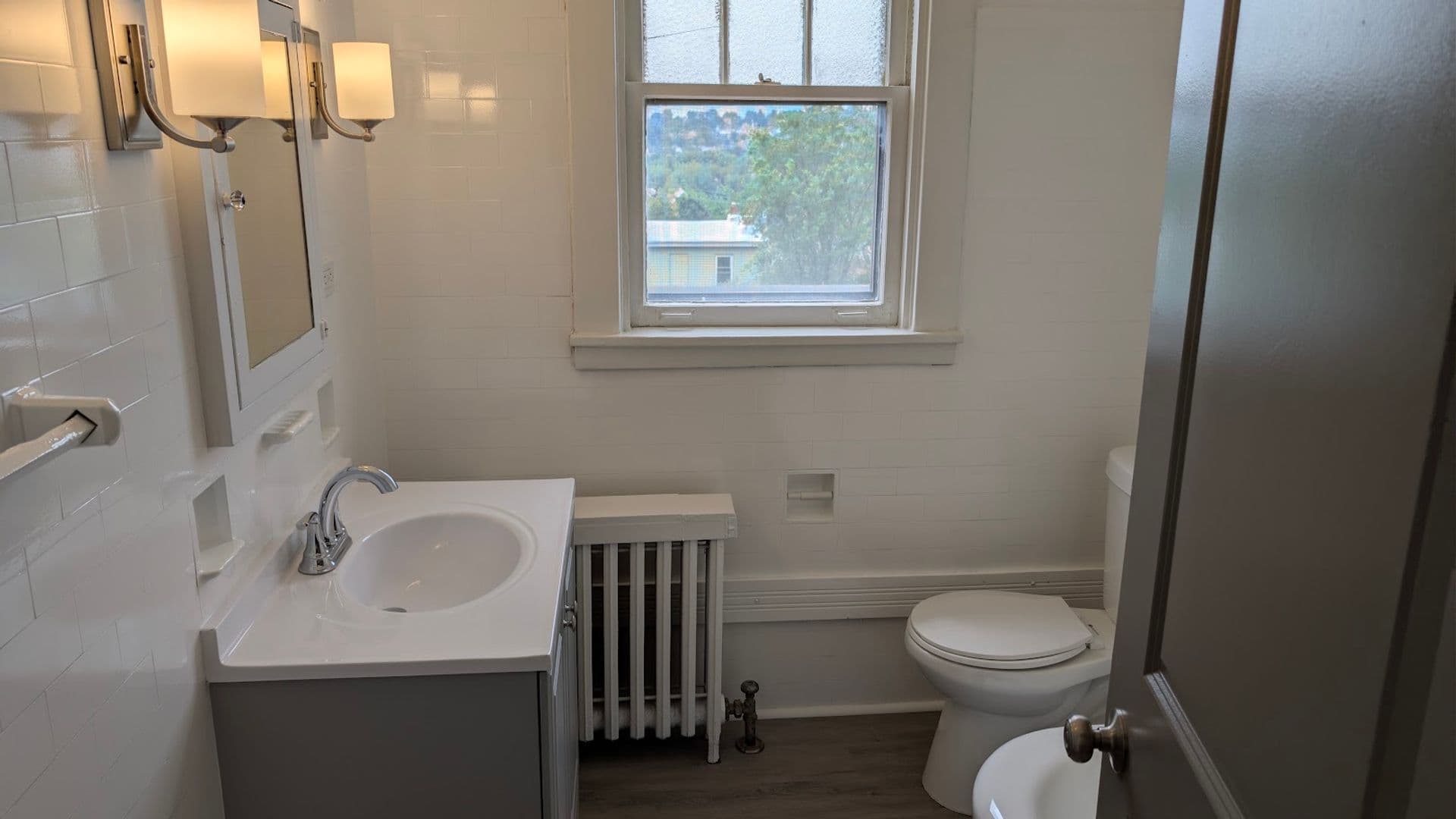 Pittsburgh House: 199 Saint Joseph St.